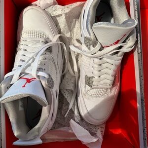 Jordan Athletic Shoes White and Silver